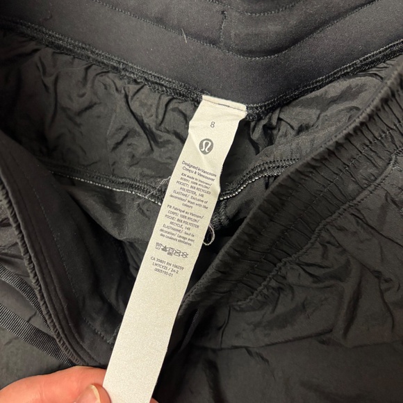 lululemon lightweight shorts - Picture 3 of 4